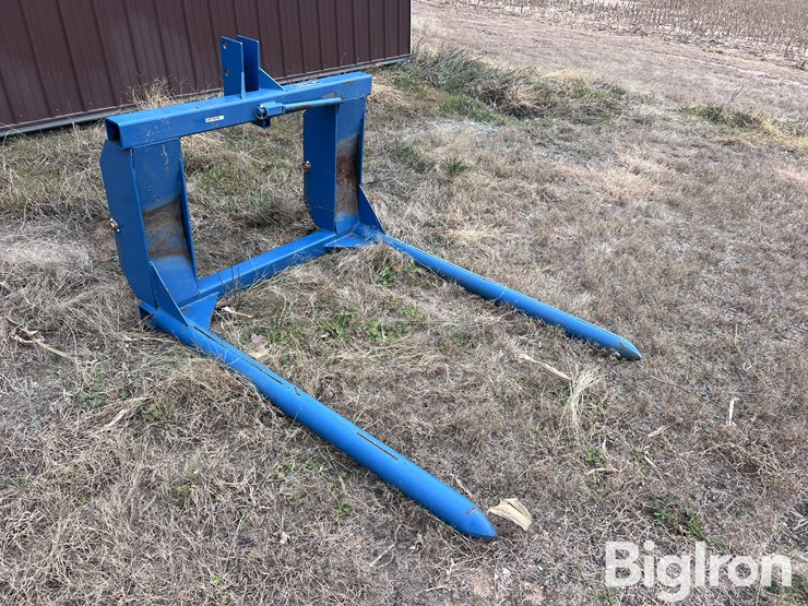 bohnert-3-pt-bale-mover-image-3