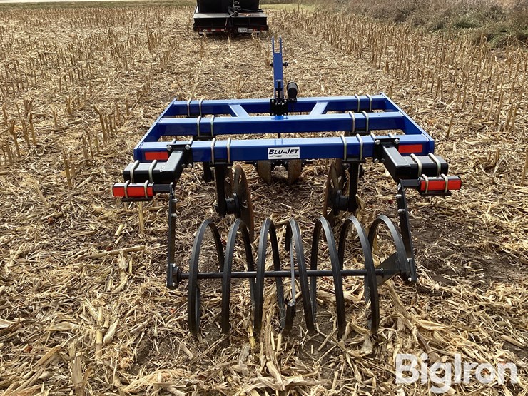 2023-unverferth-trackmaster-ii-pivot-track-closer-image-6