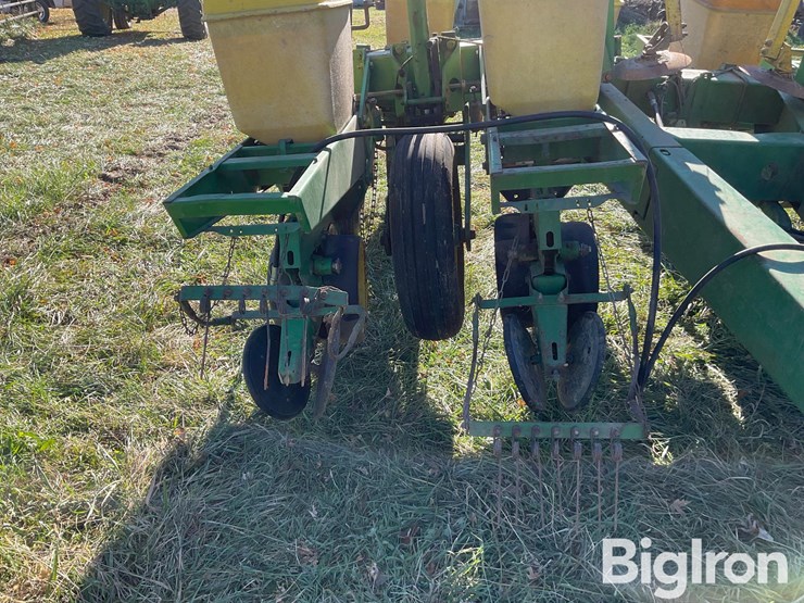 john-deere-7000-image-14