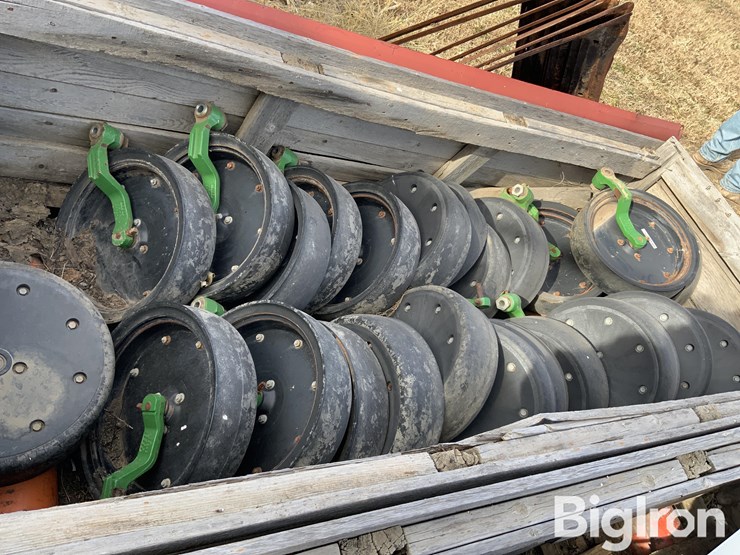 john-deere-26-image-4