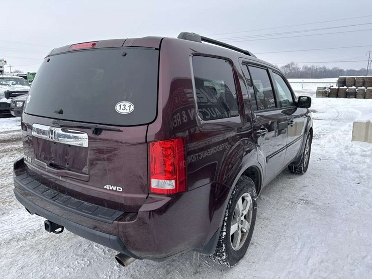 2011-honda-pilot-image-3