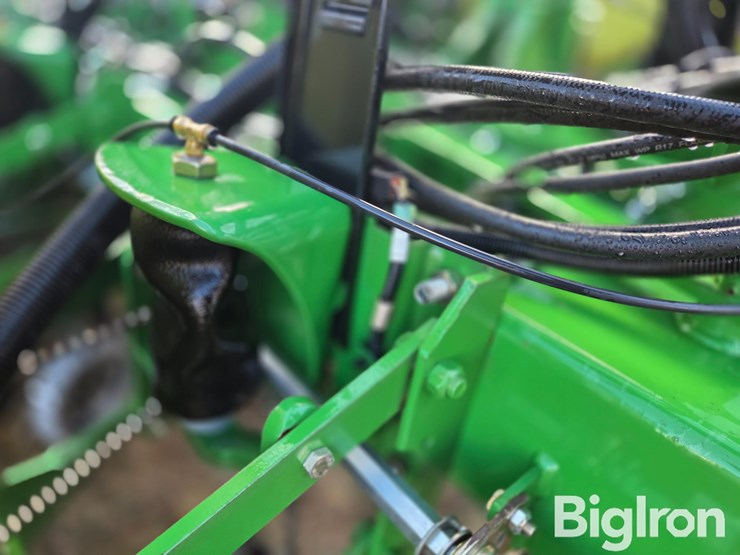 john-deere-1760-image-17