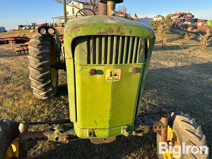 john-deere-4010-image-16