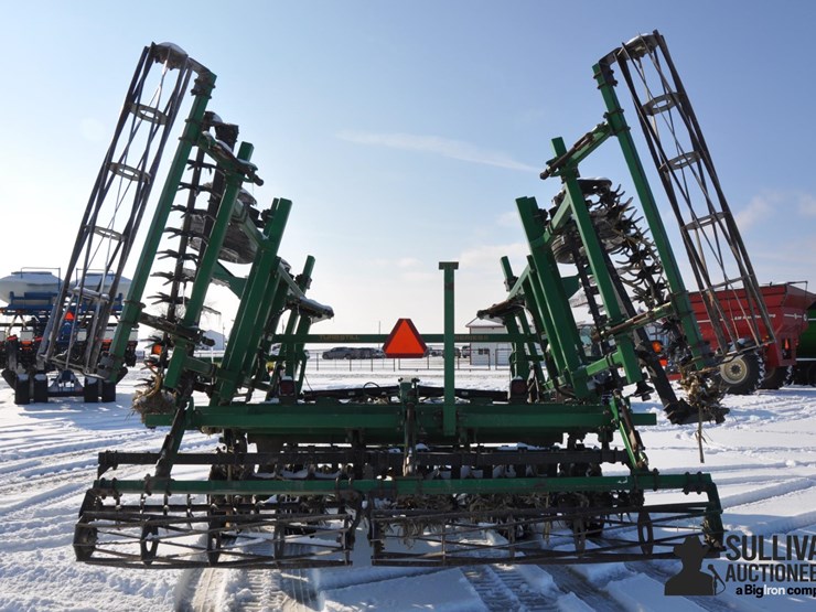 great-plains-2400tt-image-6