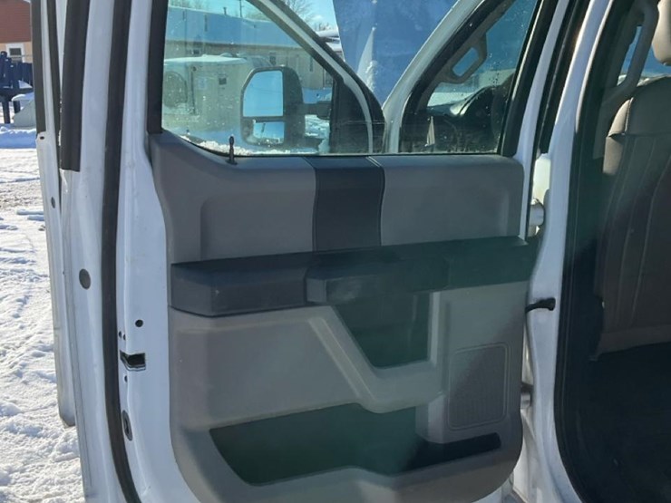 2019-ford-f450-xl-image-77