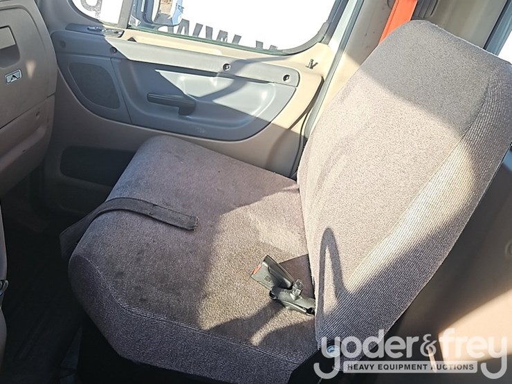 2018-freightliner-cascadia-image-52