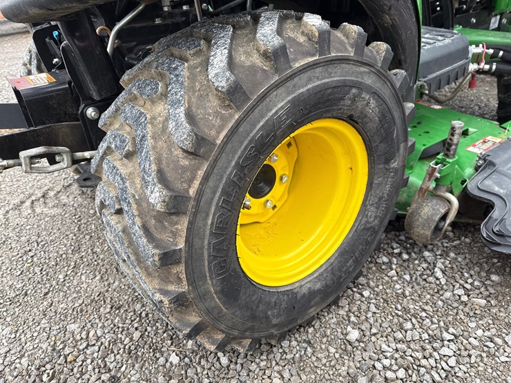 john-deere-1023e-image-13