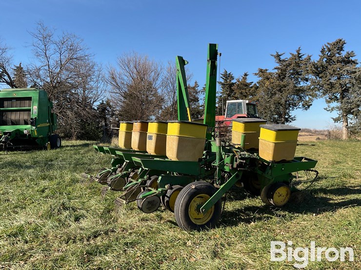 john-deere-7000-image-5