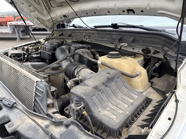 ford-f350-xl-image-18