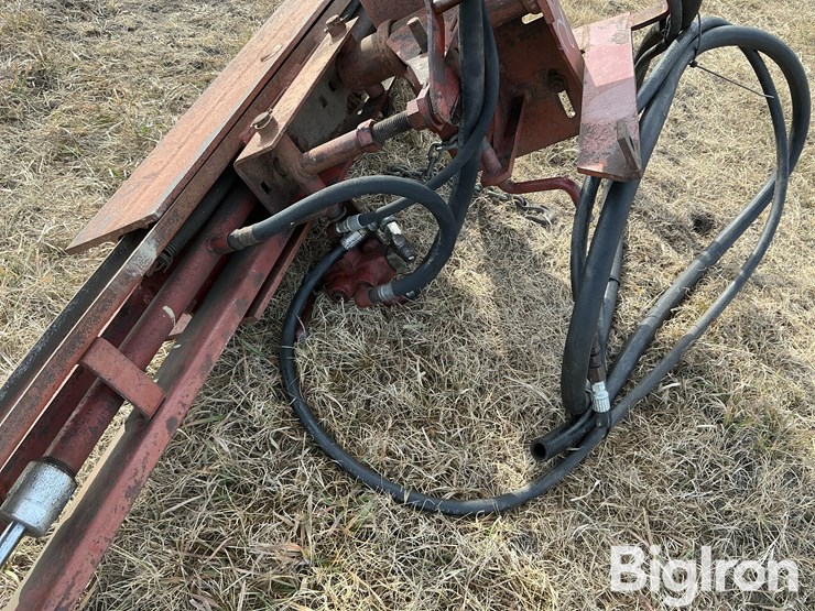 john-deere-3010-image-10