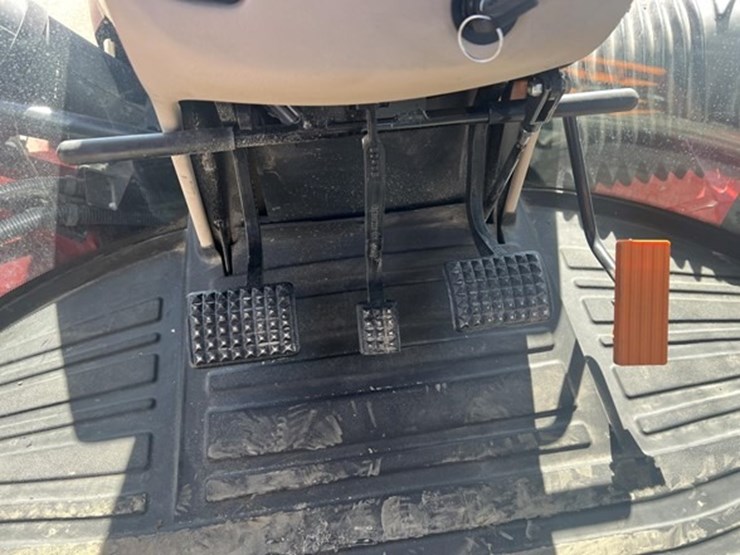 #155-•-2023-steiger-500rt-cvt-image-33