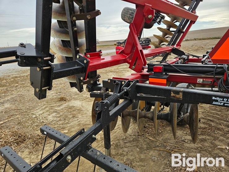 case-ih-370-image-18