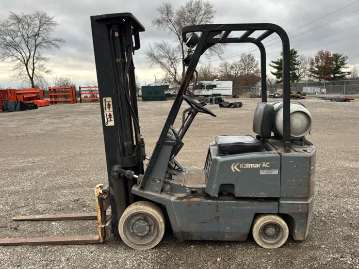 #1360-•-kalmar-dc-25-forklift*-image-2