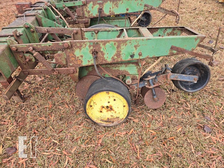 john-deere-7100-image-6