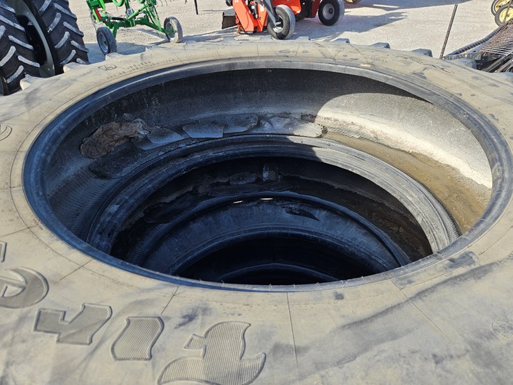 #185696-•-firestone-480/85r50-tires-image-2