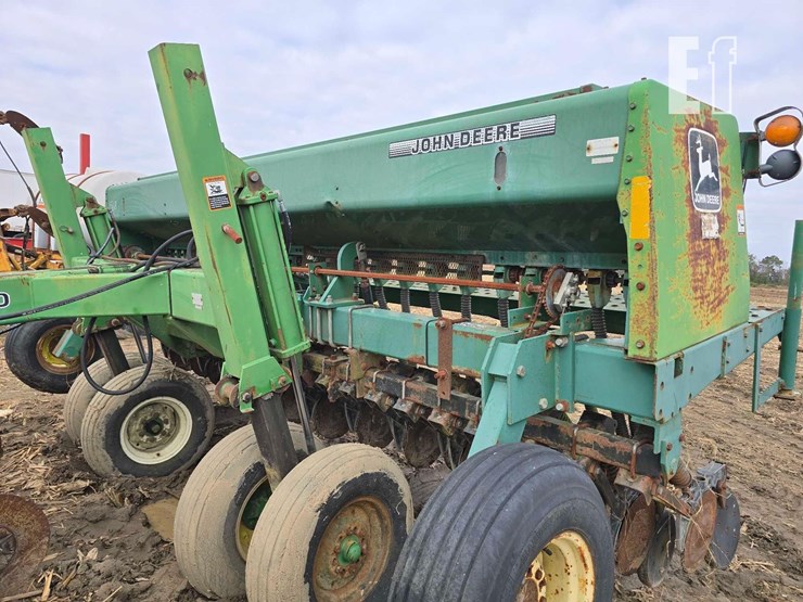 john-deere-1520-image-11