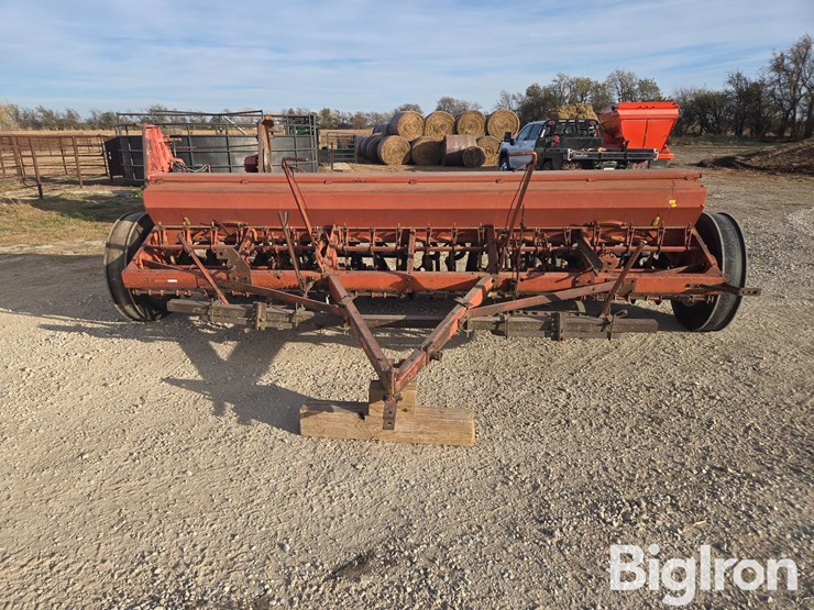 international-10-image-2