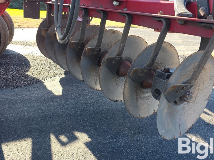 case-ih-3950-image-18