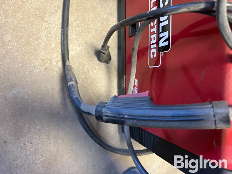 lincoln-electric-180-dual-power-mig-welder-image-14