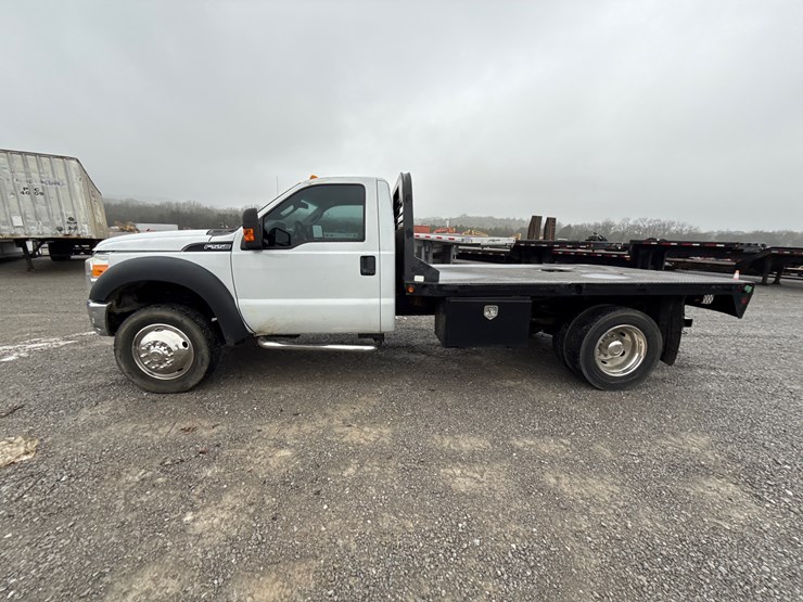 ford-f550-xl-image-8
