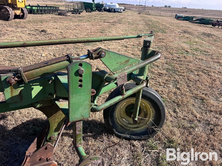 john-deere-a-image-9