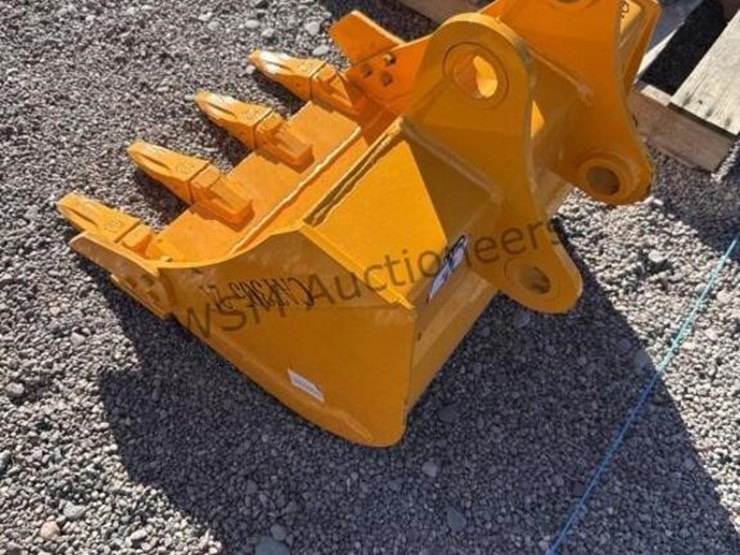 caterpillar-305-image-4