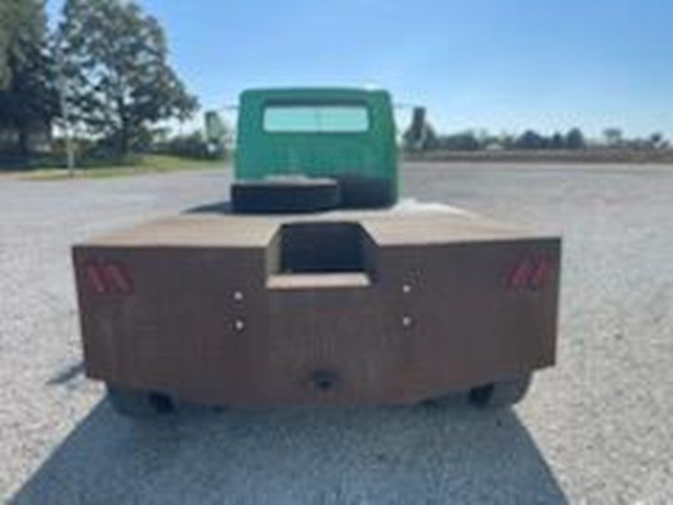 international-4700-image-4