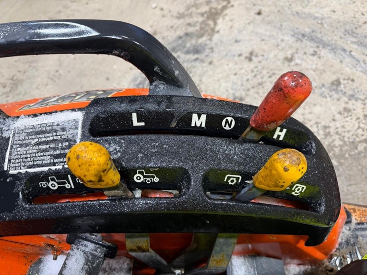 kubota-b3030hsd-image-28