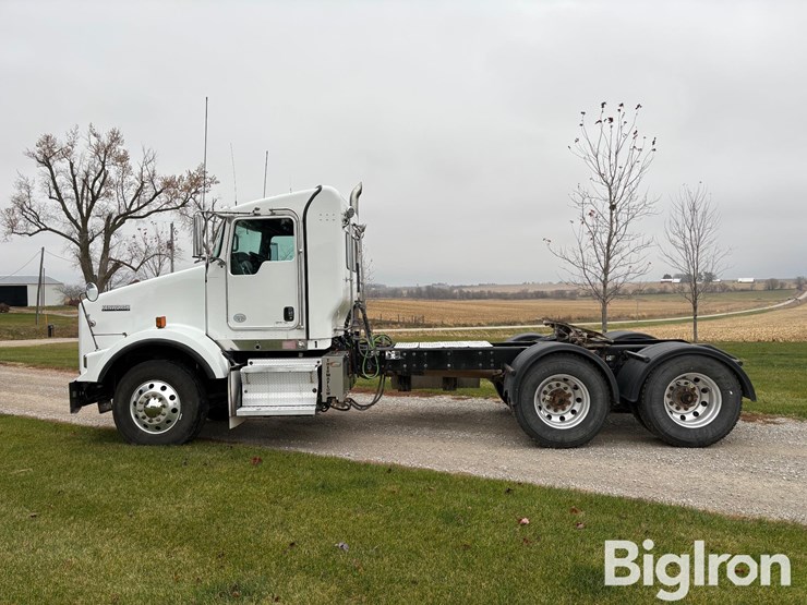 kenworth-t800-image-8