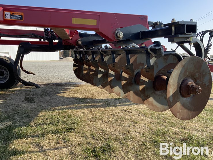 2009-case-ih-690-image-16