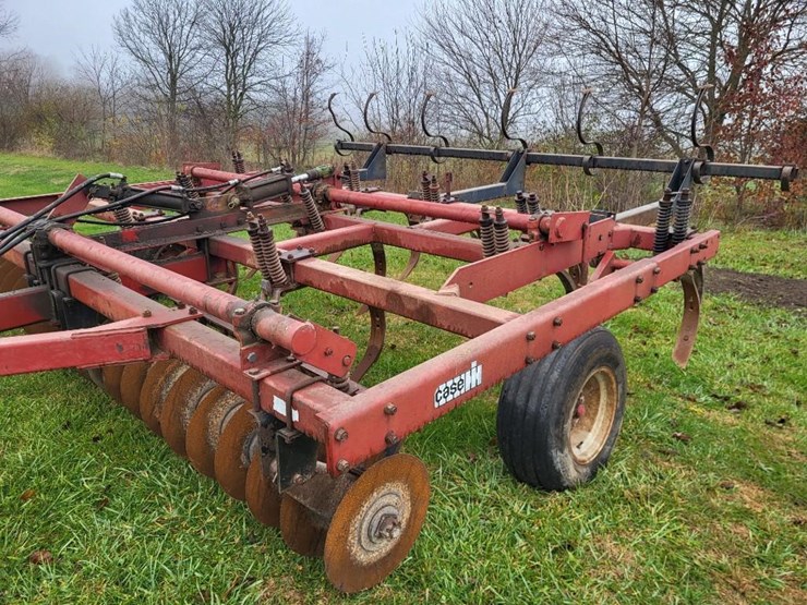 case-ih-6500-image-14