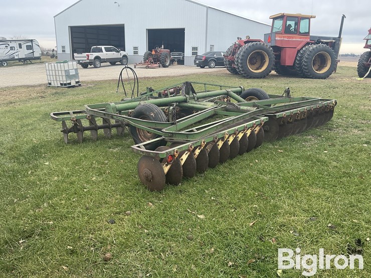 john-deere-14-image-7