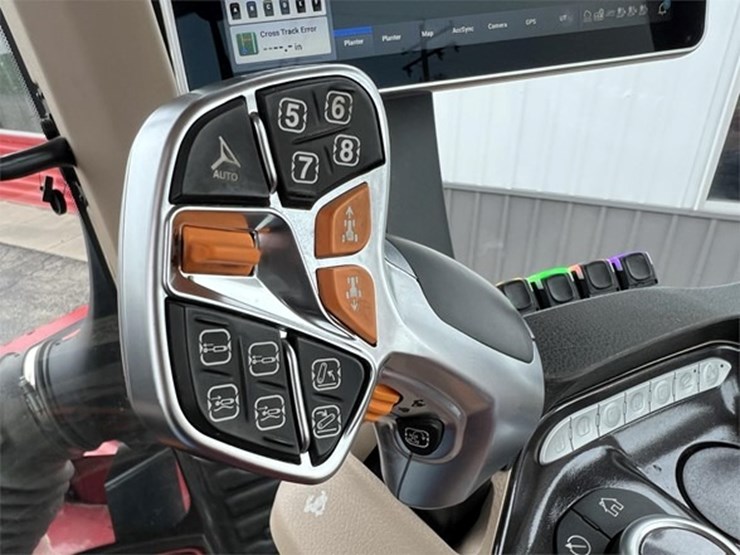 #154-•-2023-steiger-540-qt-image-29