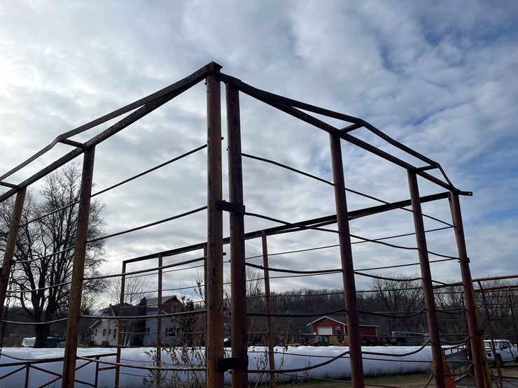 #210-•-16'-hay-rack-on-running-gear-(boyceville,-wi)-image-28