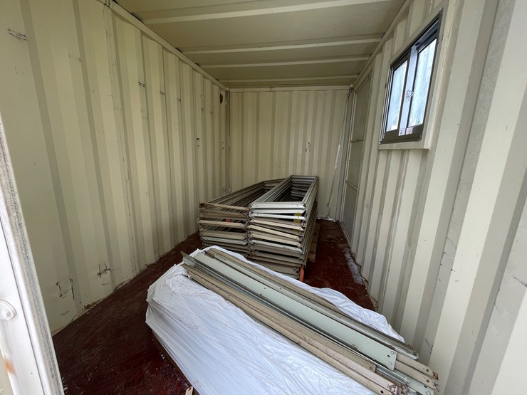 #7484-•-12'-shipping-container-image-3