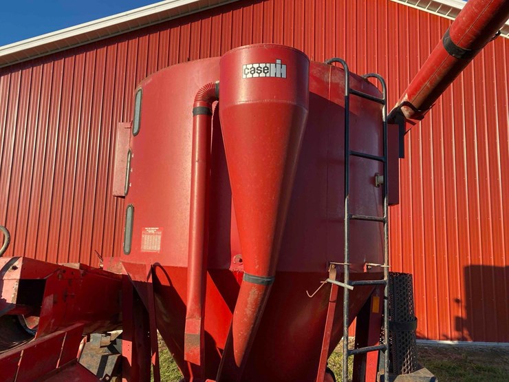 case-ih-1350-image-34