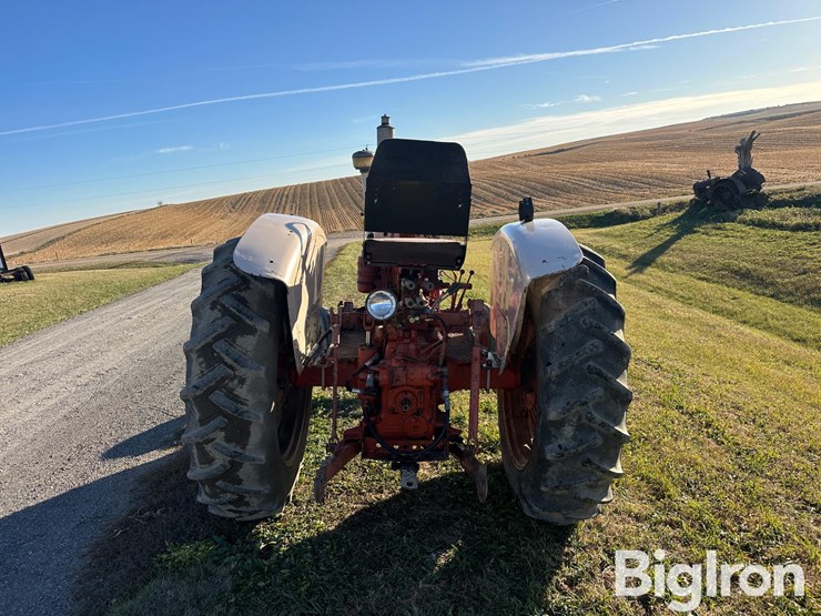 j-i-case-830-image-6