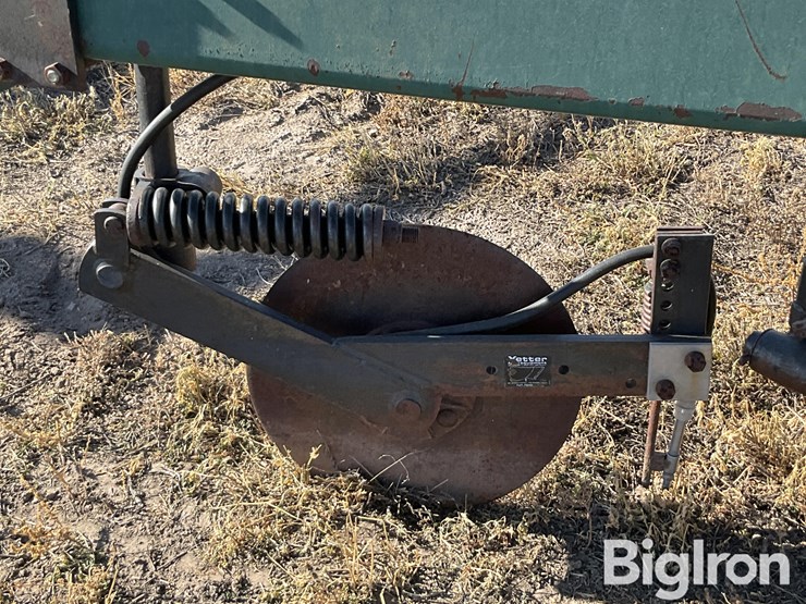 caterpillar-30-image-15