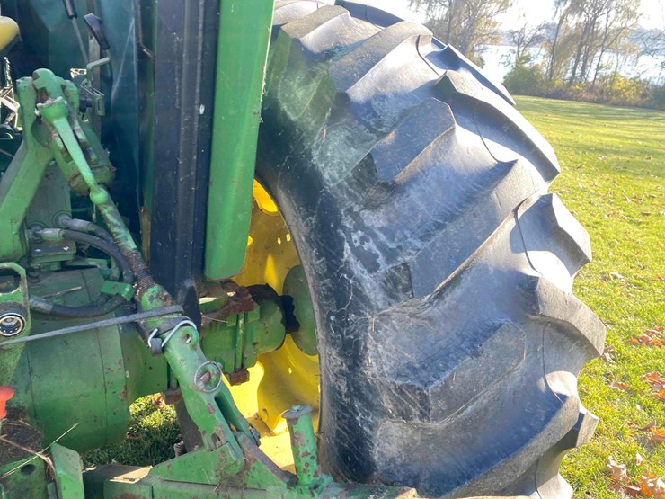 john-deere-2555-image-37