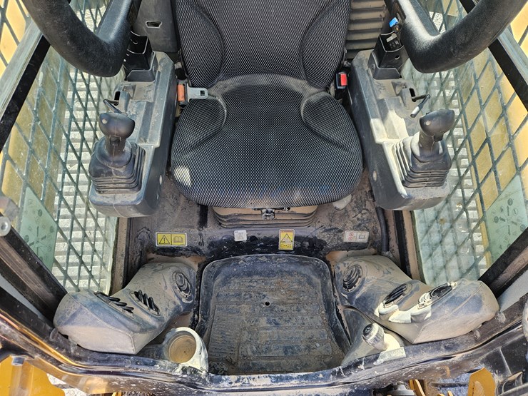 caterpillar-299d3-image-9