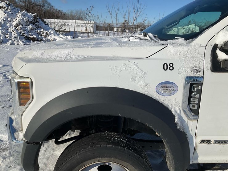 2019-ford-f450-xl-image-14