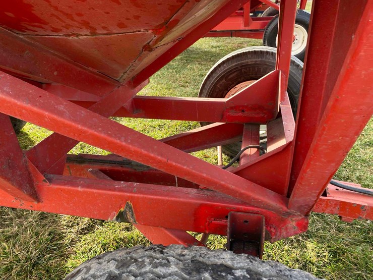 unverferth-mccurdy-325-image-17