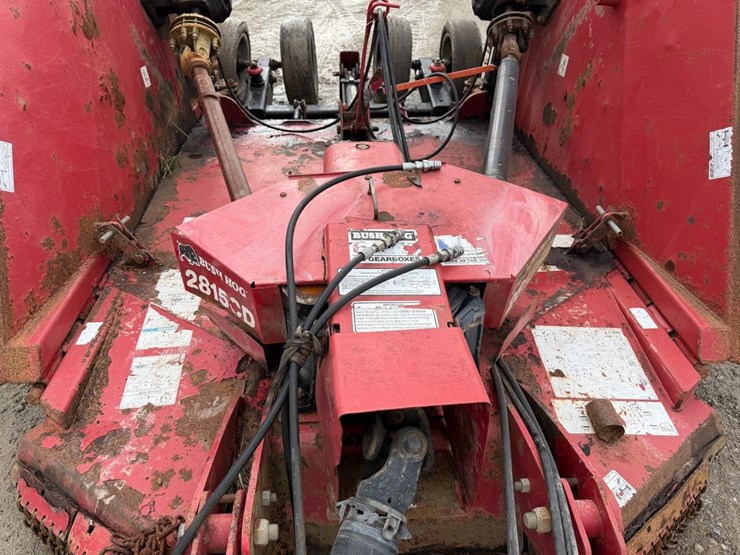 bush-hog-2815-image-13