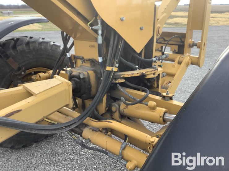 2012-caterpillar-140m2-vhp-plus-image-11