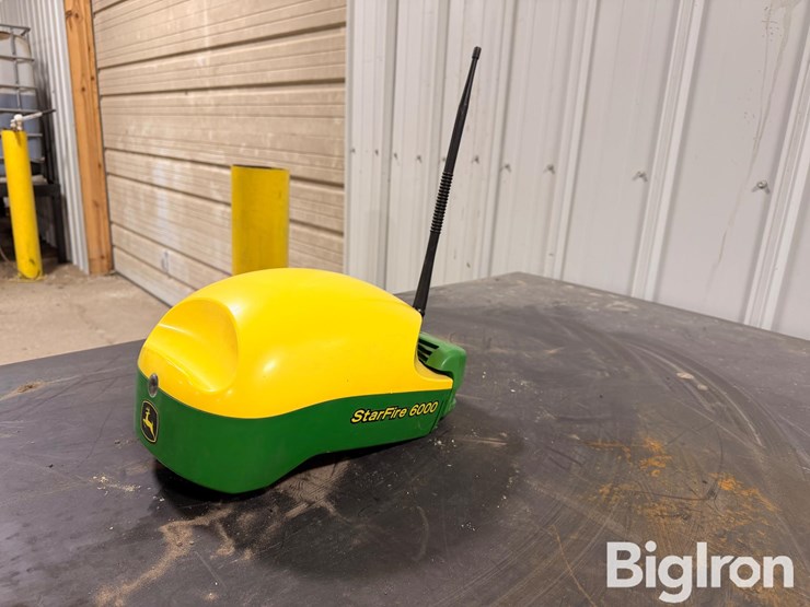 2021-john-deere-900-image-2