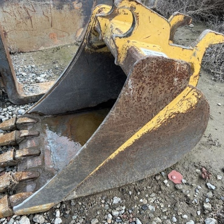 23" Dig Bucket