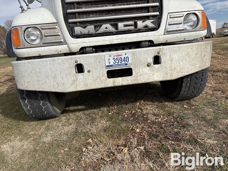 2003-mack-cv500-tri/a-concrete-transit-truck-w/bridgemaster-booster-image-10