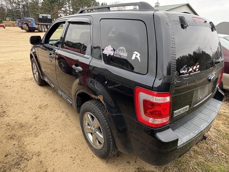 ford-escape-xlt-image-8