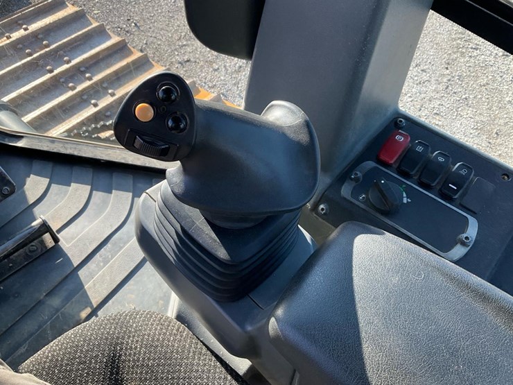 caterpillar-d3k2-lgp-image-73