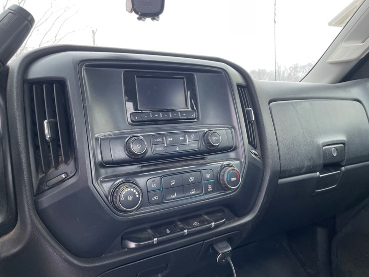 2014-chevrolet-1500-image-29